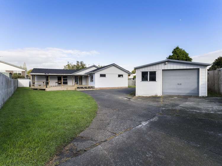8 Suwyn Place Manurewa_25