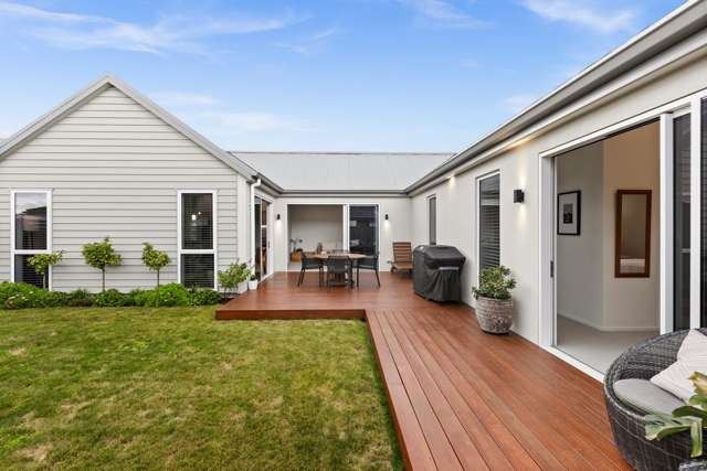 8 Horton Close Frimley_1