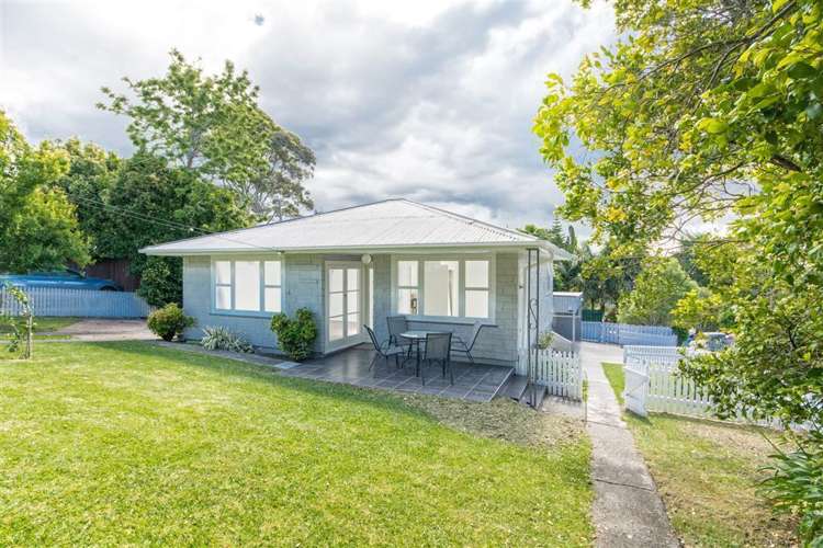 93 Rosier Road Glen Eden_0