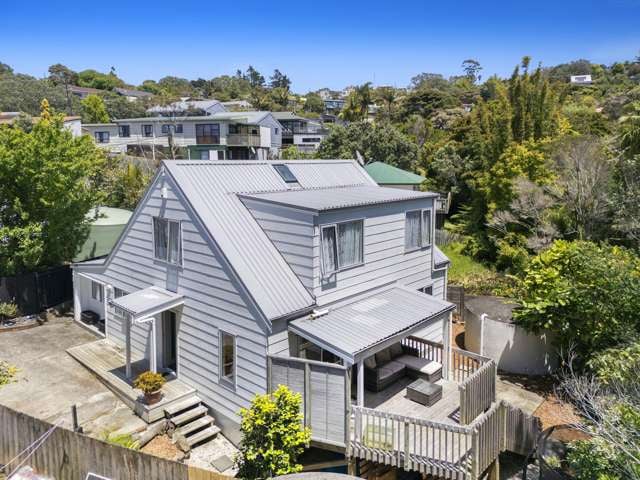 Stunning "As-New" Family Home