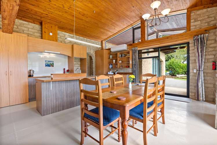 7 Valencia Place Matapouri_7