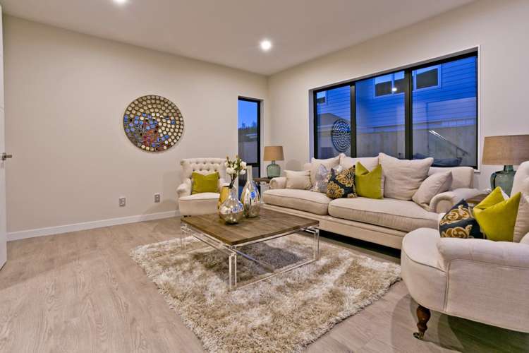 47 Bordeaux Parade Te Atatu South_7