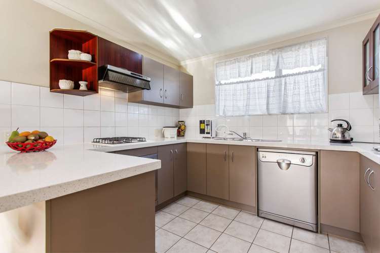 27 Morewa Place Takanini_7