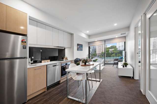 708/70 Anzac Avenue City Centre_2