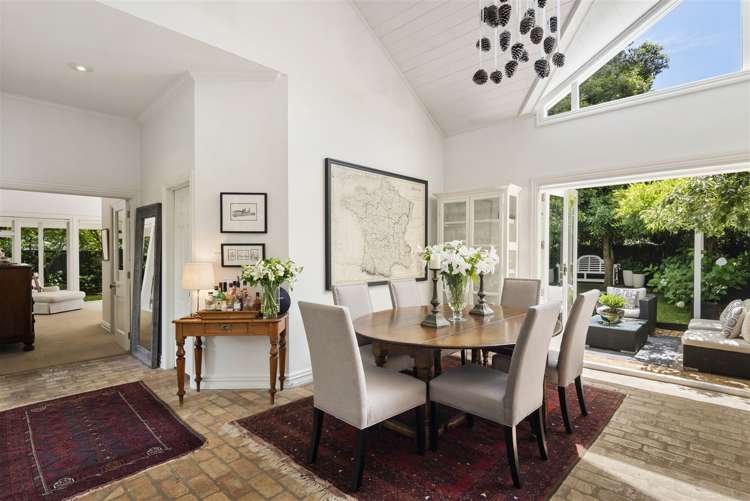 49b Roland Road Greenhithe_18