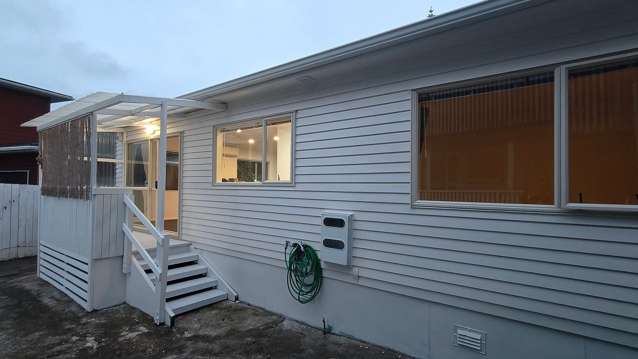 16A Rotoiti Avenue Pakuranga Heights_1