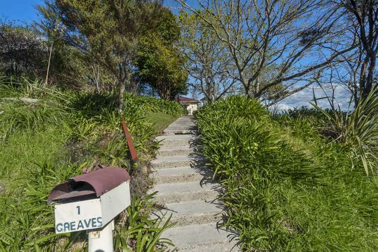 1 Junction Road Oneroa_14