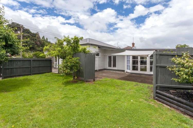 805 Queen Sh25 Street Thames_11