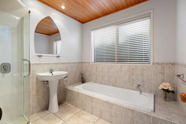 37 Wakefield Drive Bethlehem_16