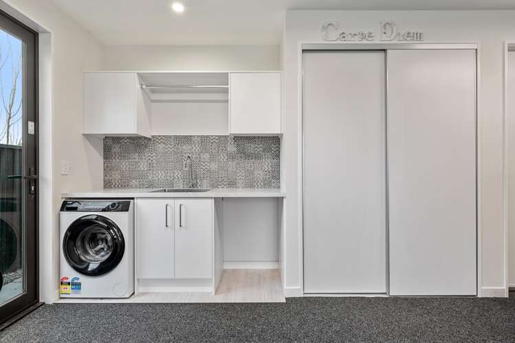 22 Elsie Lange Way Casebrook_17