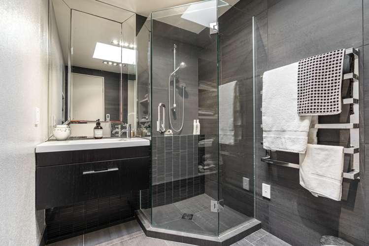 5b/19 George Street Newmarket_14