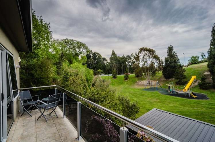 14 Hawea Street Glenwood_0