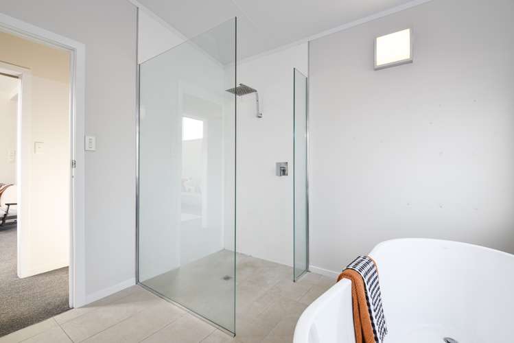 3 Tirita Street Kawaha Point_13