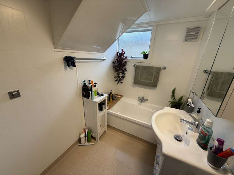 54 Lewin Street Balclutha_3