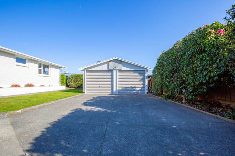 22 Keats Crescent Stoke_18