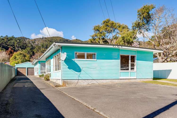 433 Stokes Valley Road_0