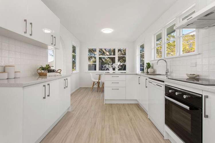 4 Lucienne Place Hillsborough_1