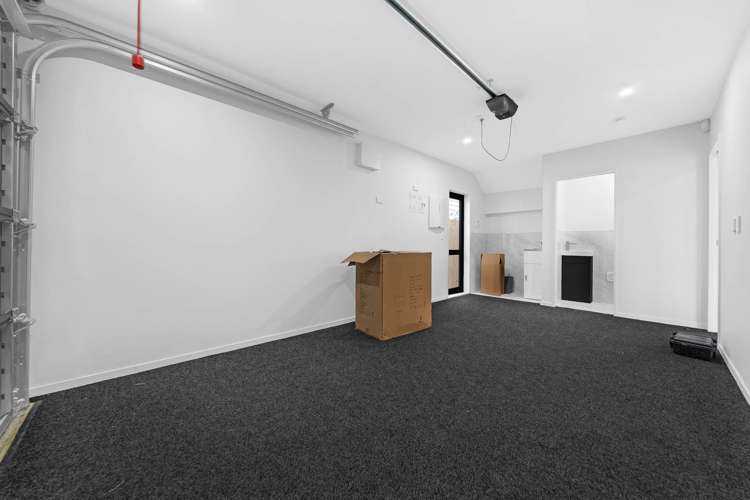84C Botany Road Botany Downs_24
