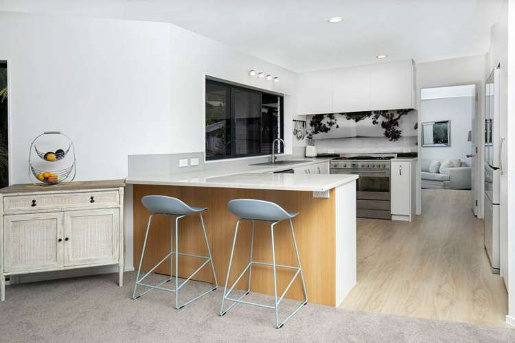 2/31 Long Bay Drive Torbay_8