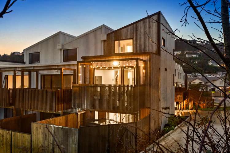 4/6 Makara Road_0