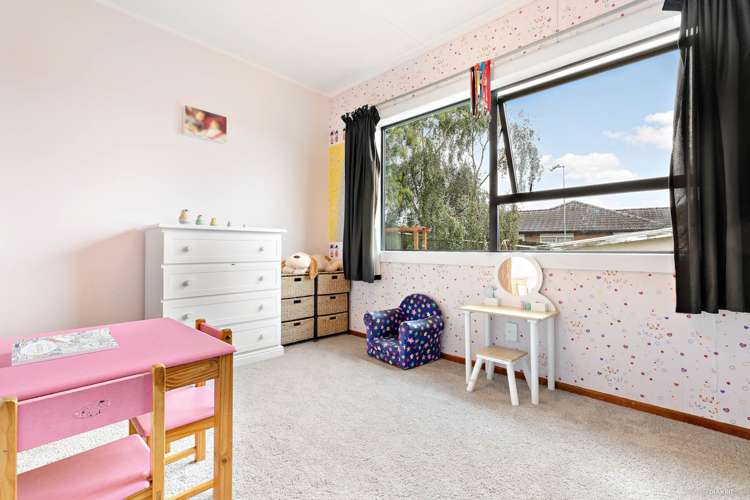 12 London Street Pukekohe_11