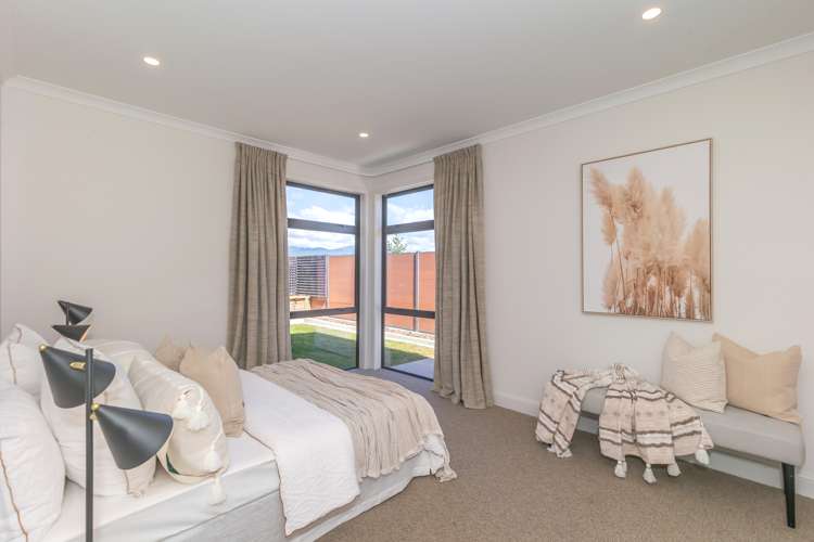 22 Phoenix Palms Grove Levin_17