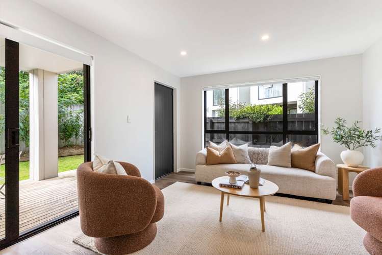 45 Whai Hua Lane Mangere Bridge_1