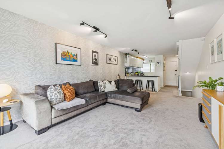 11/6 Sarsfield Street Herne Bay_4