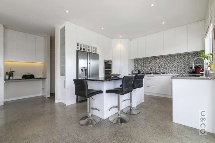 4 York Terrace Riverhead_5