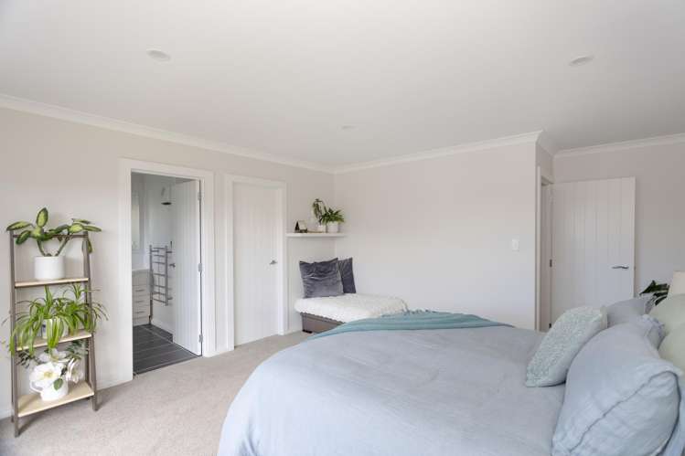 326 Homestead Road Weston_18