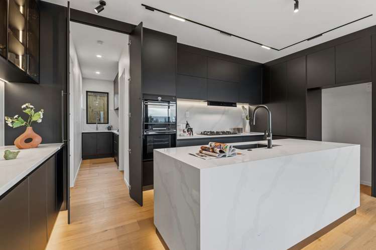 2A Matatahi Road Flat Bush_8