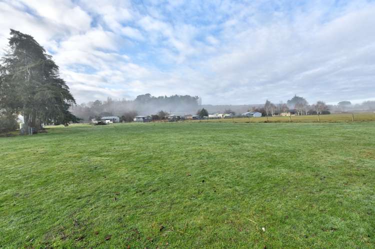 21 Esk Street West Otago Surrounds_15