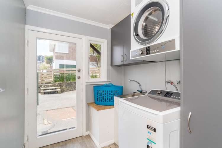 245 Highcliff Road Shiel Hill_22