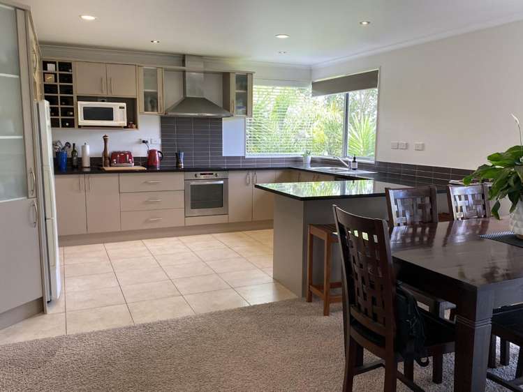 88B Carlisle Road Browns Bay_11