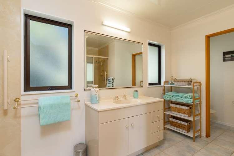 18 Moana View Road Waikawa_15