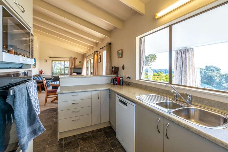 1 Hauraki Road Oneroa_12