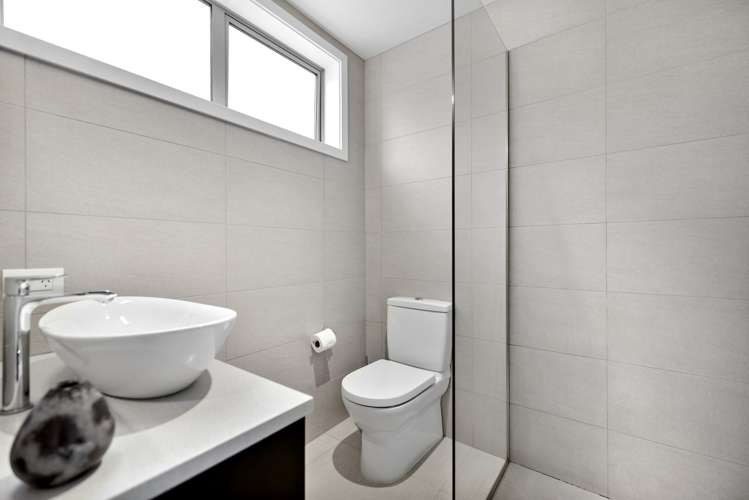 2/15 Melbourne Street Queenstown_14