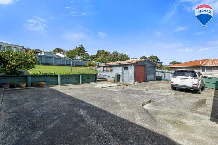 50 Arahura Crescent Waitangirua_13