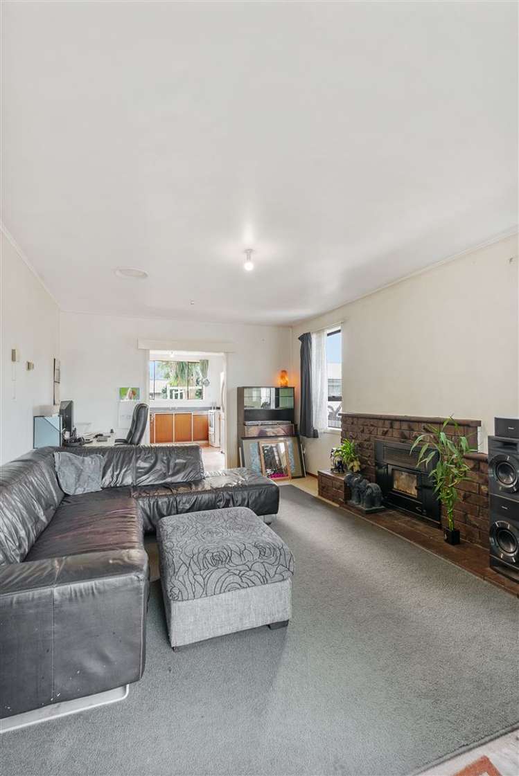 14 Rollerson Street Papakura_17