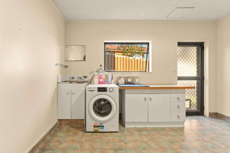 56 Lydbrook Place Otumoetai_17