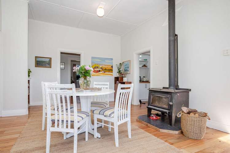 114 Aerodrome Road Dannevirke_11