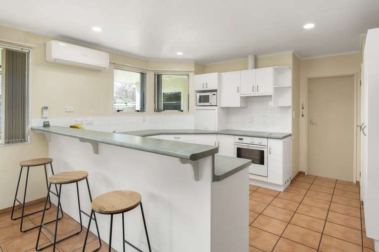 6 Springswood Grove Springlands_5