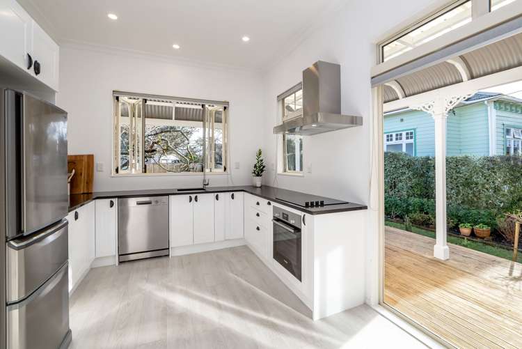 208 Main Street Greytown_8