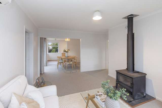 36 Eveleyn Couzins Avenue Richmond_2
