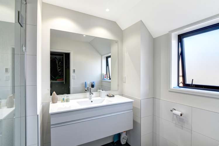 27b Falconer Rise Jacks Point_13