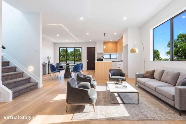 Handy Standalone Executive Family Homes