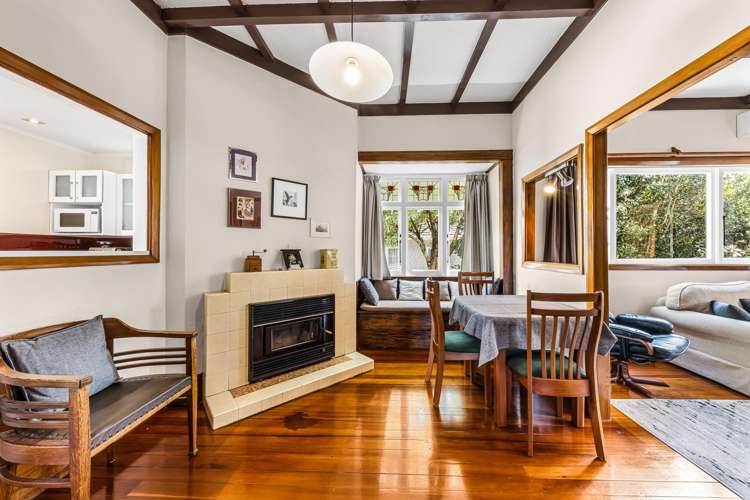 8 Invermay Avenue Mount Roskill_6