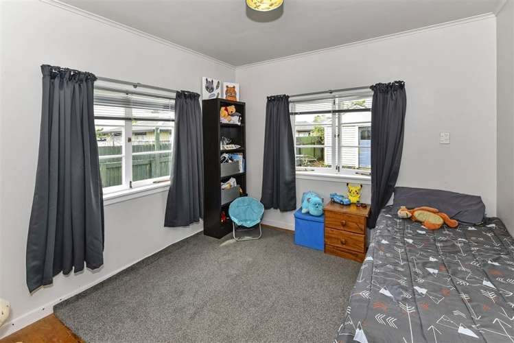 23 Kelvin Road Papakura_10