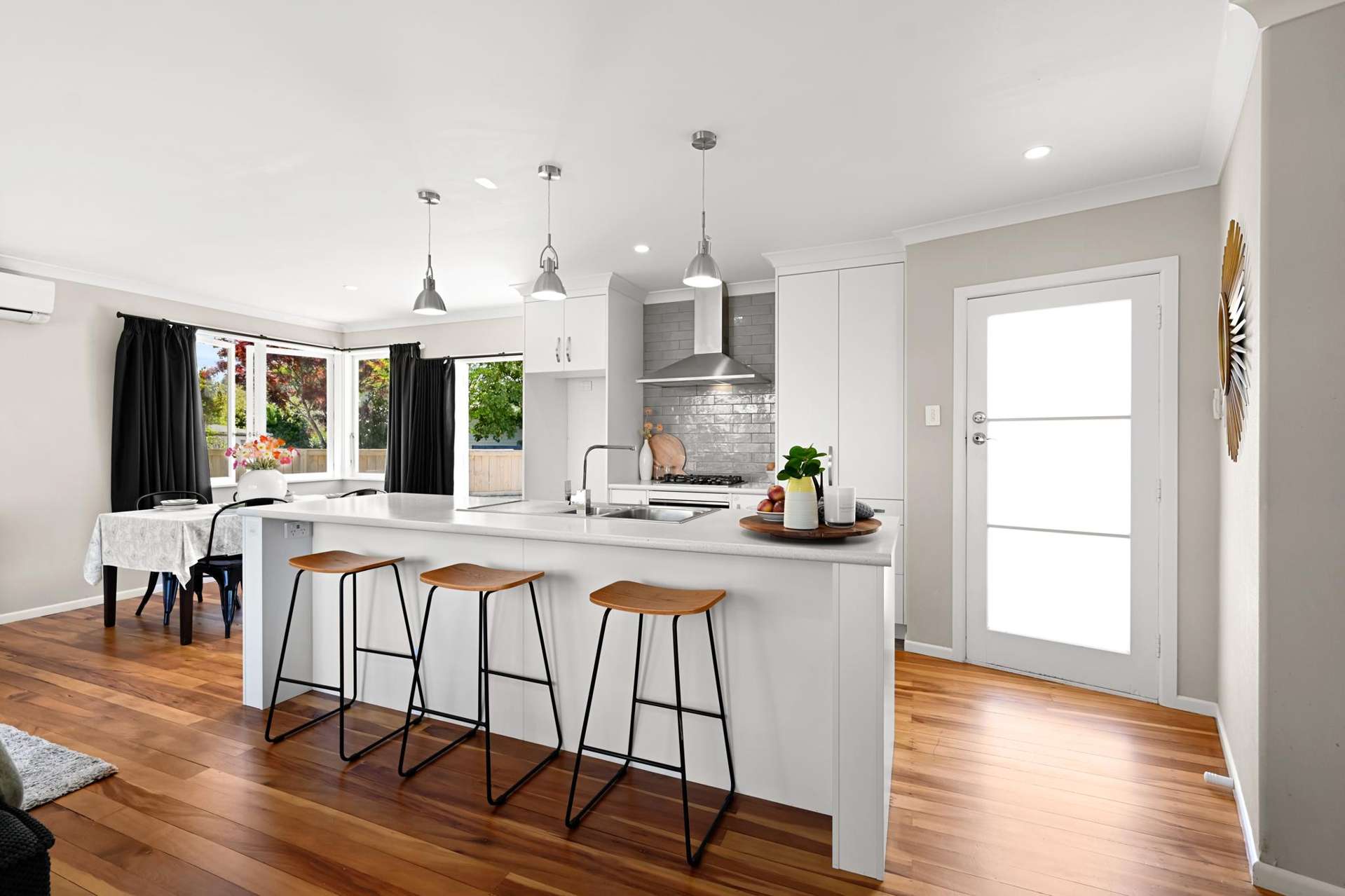 56 Southsea Crescent Silverdale_0