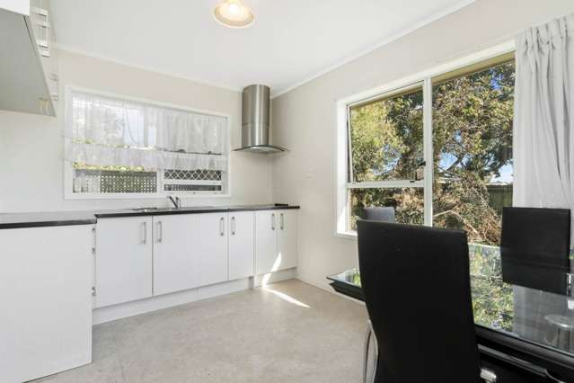 1/69 Hepburn Road Glendene_3